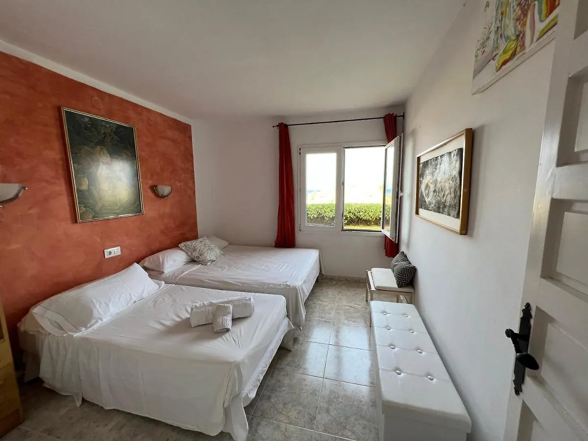 Sea Front Apartment In Platja Pals With Terrace And Parking