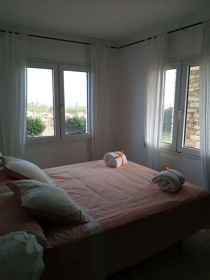 Sea Front Apartment In Platja Pals With Terrace And Parking