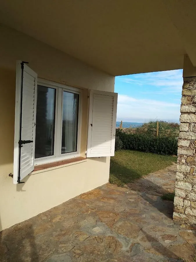 Sea Front Apartment In Platja Pals With Terrace And Parking